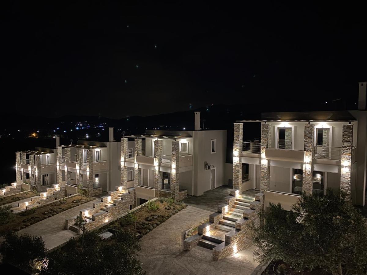 Vardians Villas & Suites Karystos  Bagian luar foto