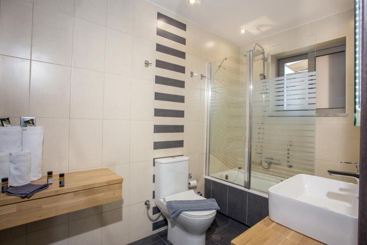 Vardians Villas & Suites Karystos  Bagian luar foto
